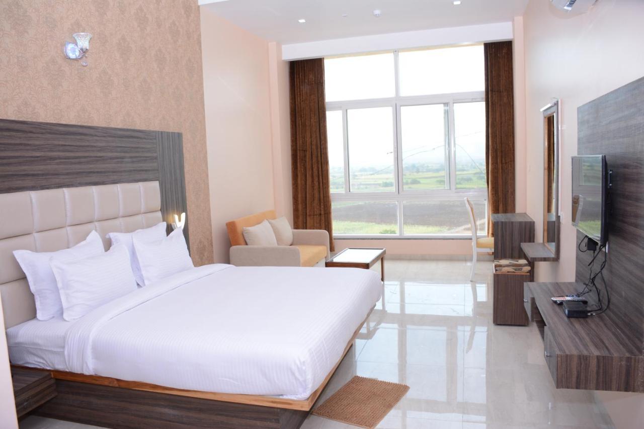 Ratnaa Resort Khamshet Luaran gambar