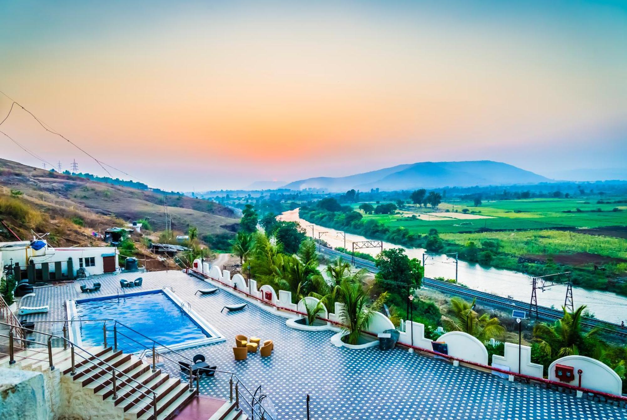 Ratnaa Resort Khamshet Luaran gambar