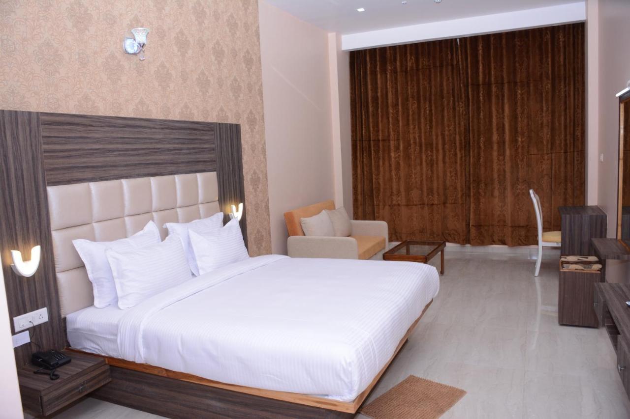 Ratnaa Resort Khamshet Luaran gambar